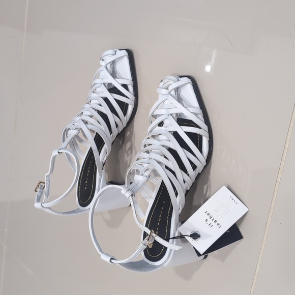 NWT Strappy heels - Picture 6 of 14